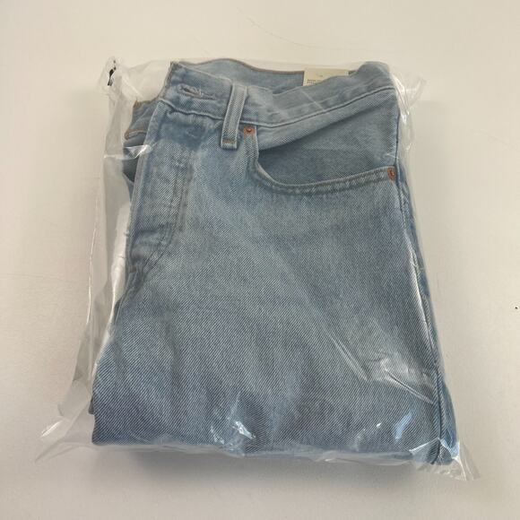 Levi's Premium Women 501 Original Button Fly Cropped Jeans 30x28 Blue NWT - Picture 15 of 15